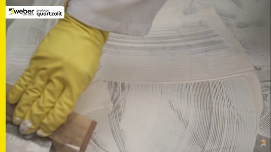 Cola para piso vinílico 18 kg Quartzolit
