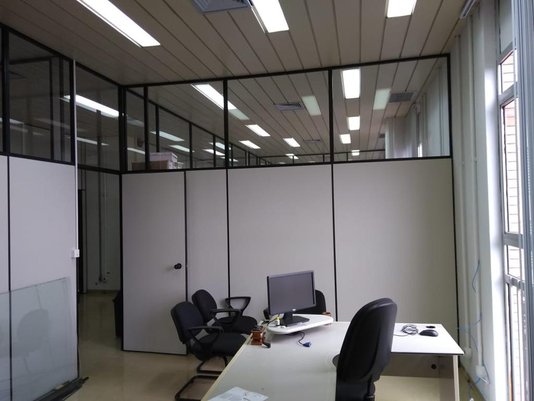 Painel divisória Eucatex 1200x2110x35mm Cristal - M2