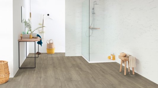Piso Laminado Eligna Wide 190x1380x8mm Quick Step Carvalho Café