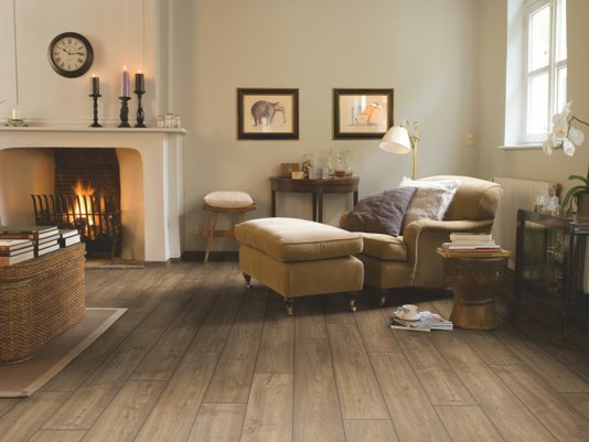 Piso Laminado Impressive 190x1380x8mm Quick Step Carvalho Marrom Acinzentado