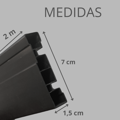Rodapé Preto PVC com um friso 7cm Altura - Barra de 2m