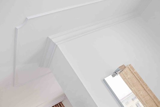 Rodateto Poliestireno J 45x50x2000mm Branco Gart- 2m